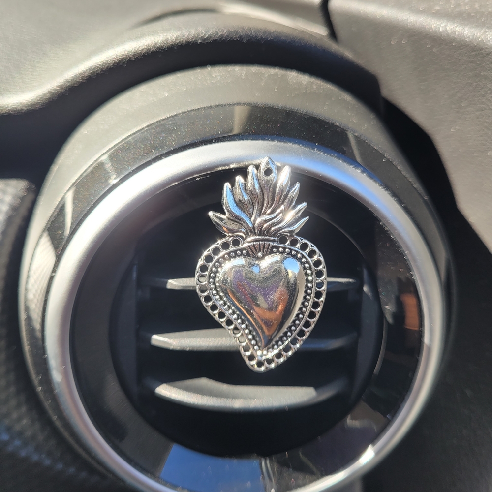 New Silver Tone Sacred Heart Car Vent Clip